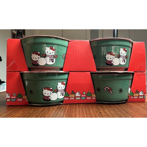 Hello Kitty Ceramic 4in Green Christmas Ramekins Set of 4 NEW - Picture 1 of 6